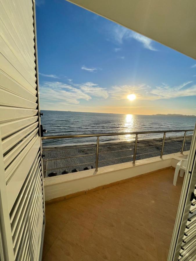 Seaview Apartment For Rent ดูร์เรส ภายนอก รูปภาพ